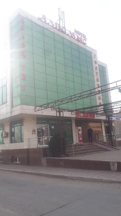Alpamys Hotel Turkestan Turkistan エクステリア 写真